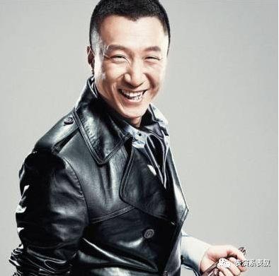 头像男明星硬汉,探寻男明星的阳刚魅力